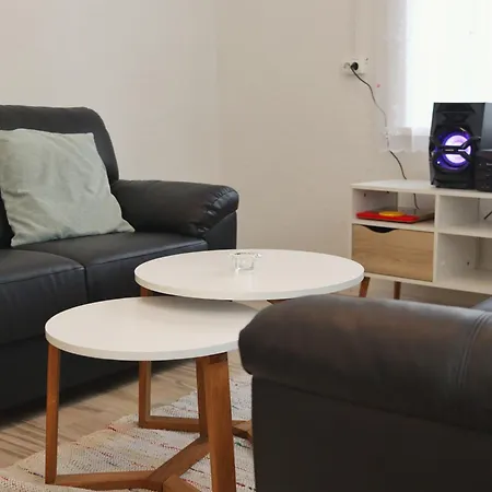 Holiday home Paganamaa Puhkemaja Ja Peosaal Liguri