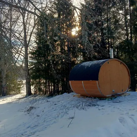 Paganamaa Puhkemaja Ja Peosaal Liguri