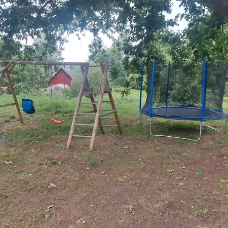 Casa de Férias Paganamaa Puhkemaja Ja Peosaal Liguri